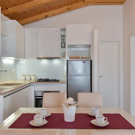 Apartamento Irena Posedarje
