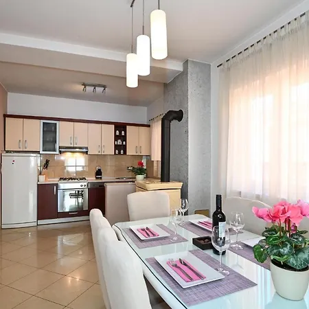 Irena Apartamento Posedarje