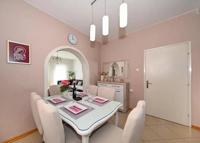 Irena Apartman