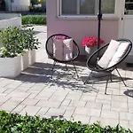 House Irena 1 *
